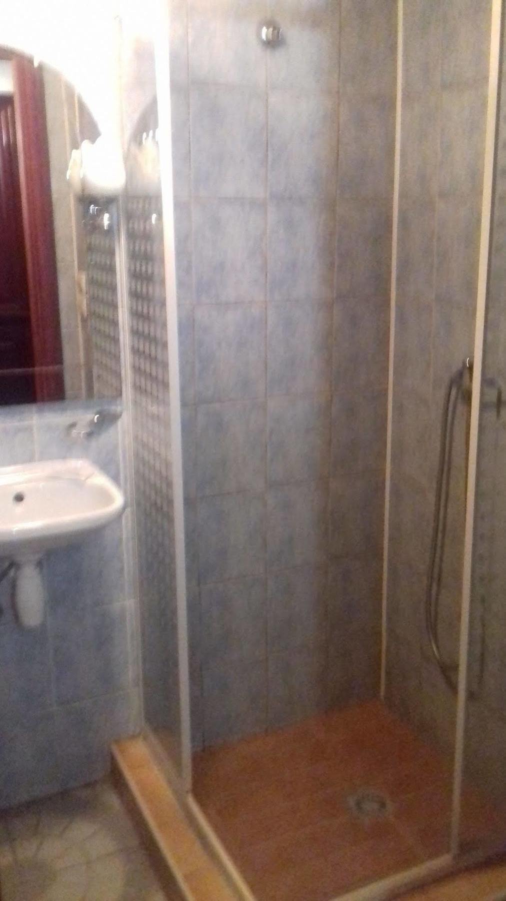 Bogdan Khmelnytskyi Hotel Kiev Bagian luar foto